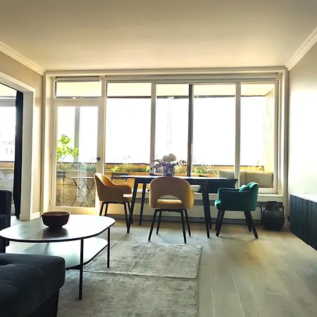 Apartment Large Apartment,view & Terrace *